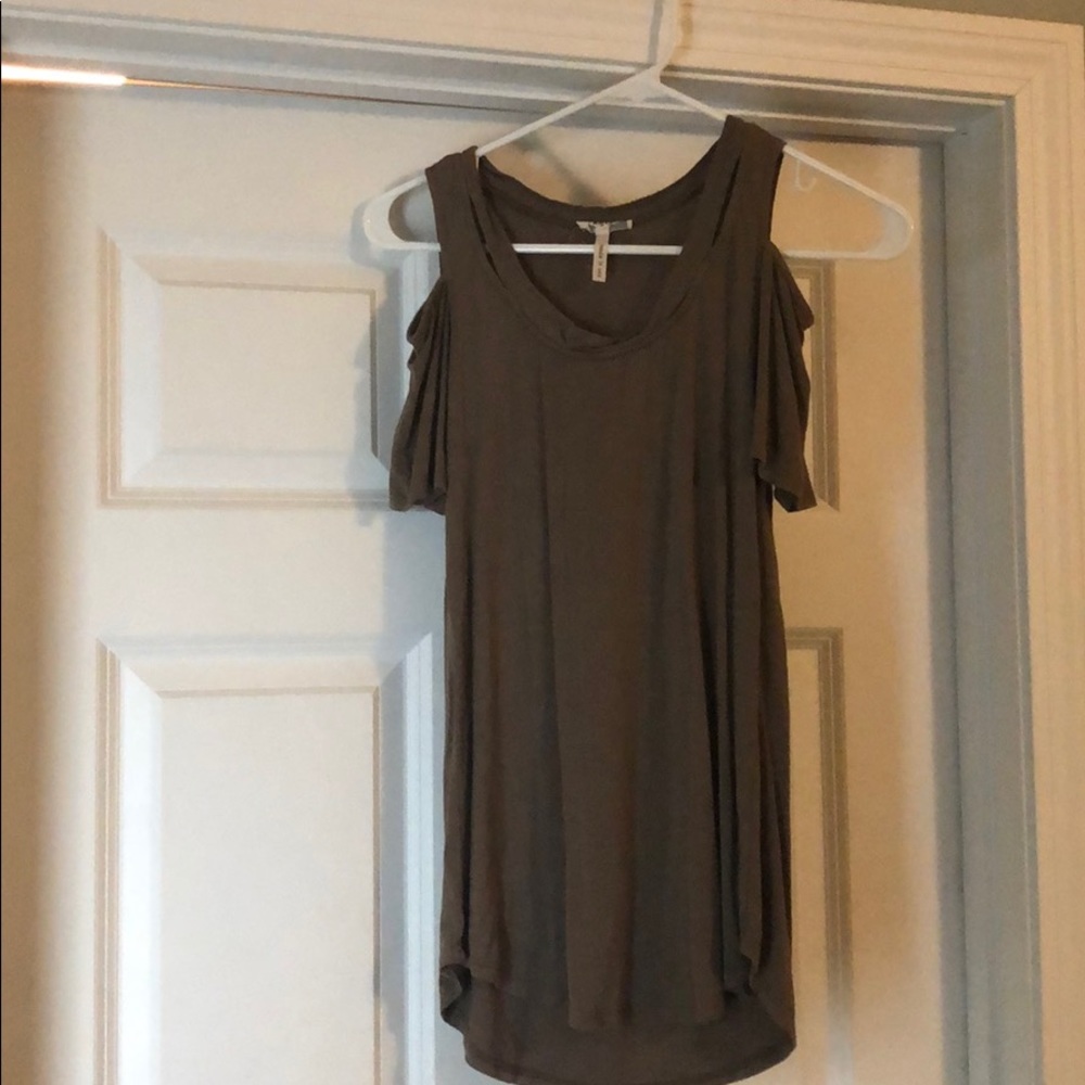 Kirra Cold Shoulder Top